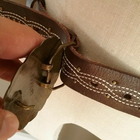 Columbia Studded Leather Belt Embossed Florl - Picture 3 of 5